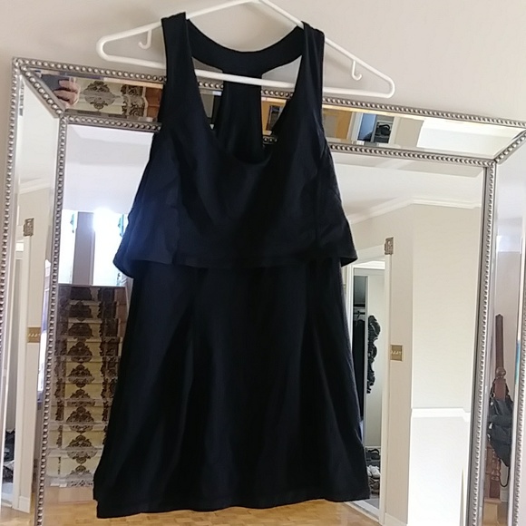 lululemon athletica Tops - Lululemon T back tank top with crop top layer sz 8